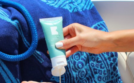 Protetor solar: qual é a quantidade certa para aplicar na pele?