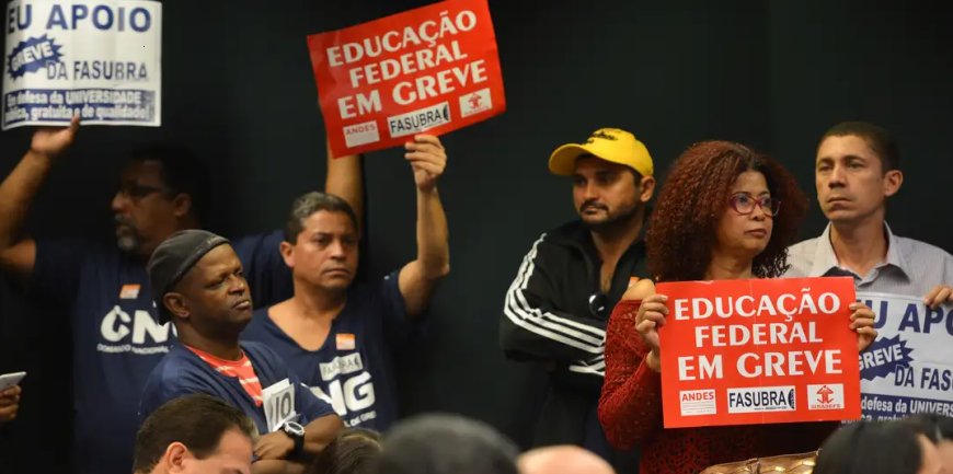 Professores e servidores de federais entram em greve