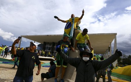 Argentina concede refúgio permanente a brasileiro condenado pelos atos de 8 de janeiro