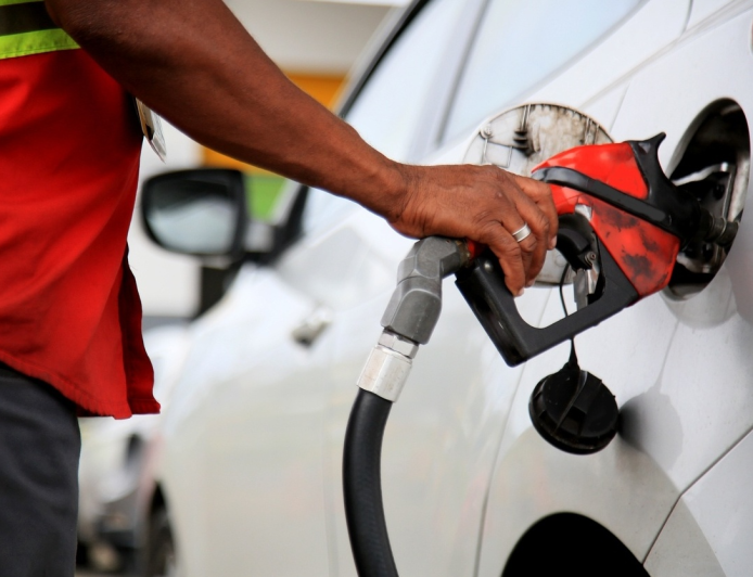 Como economizar combustível no dia a dia