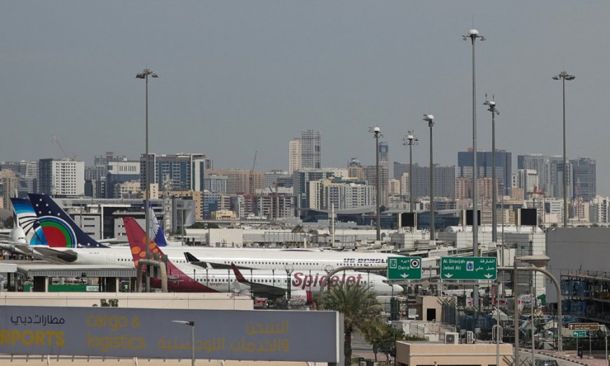 Irã ataca navios no Golfo Pérsico e drones atingem área próxima ao Aeroporto de Dubai