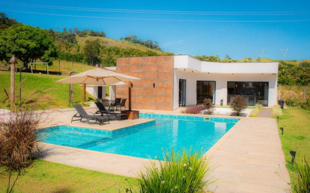 Quanto custa casa de 100m² com piscina em 2026?