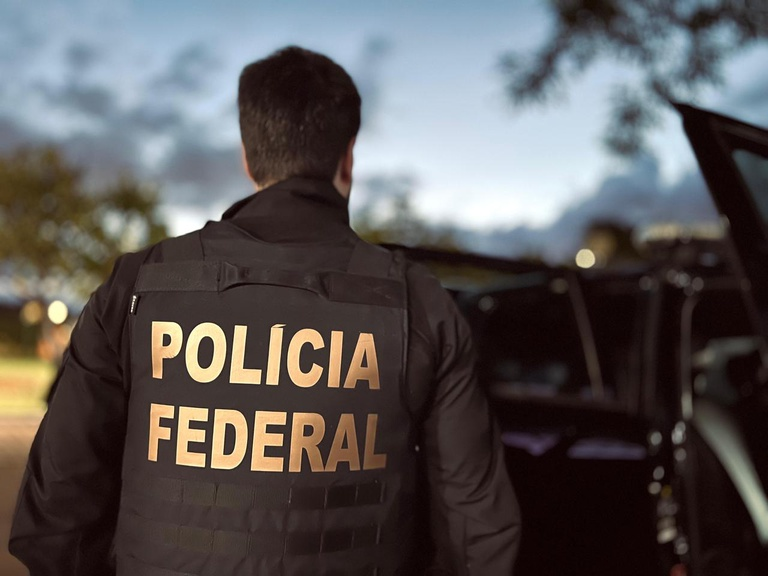 PF investiga envio de moeda falsa pelos Correios em Pernambuco