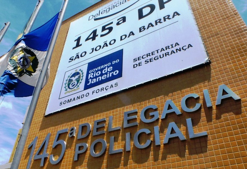 Polícia prende mãe que agrediu bebê para exigir pensão