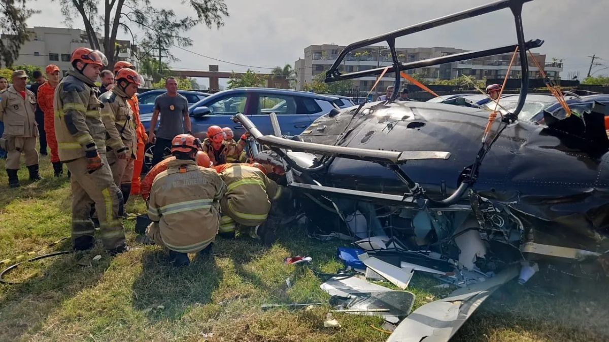 Tragédia aérea na Zona Oeste do Rio assusta moradores