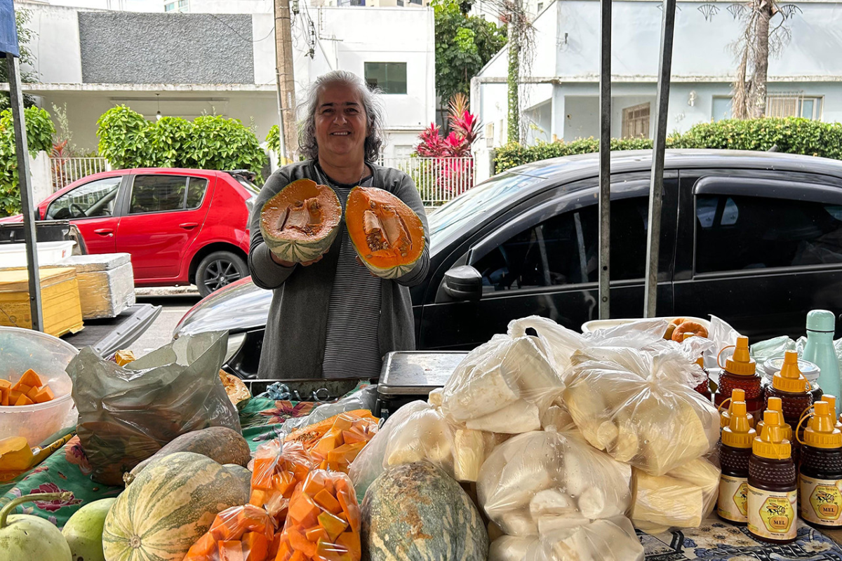 Feira da Roça movimenta economia e leva produtos frescos ao consumidor campista