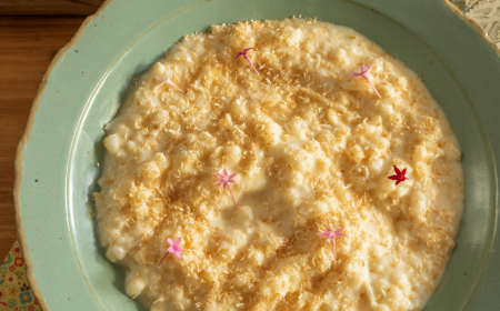 Receita Festa Junina: Canjica Cremosa com Amendoim e Coco Fresco