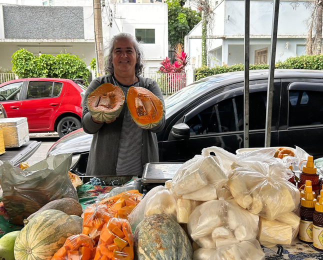 Feira da Roça movimenta economia e leva produtos frescos ao consumidor campista