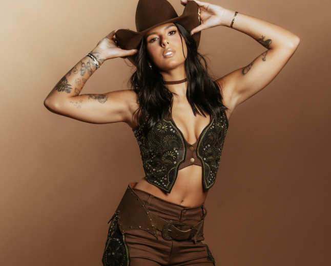 Ana Castela aposta em sonoridade pop no álbum inédito 'Fire Arena'
