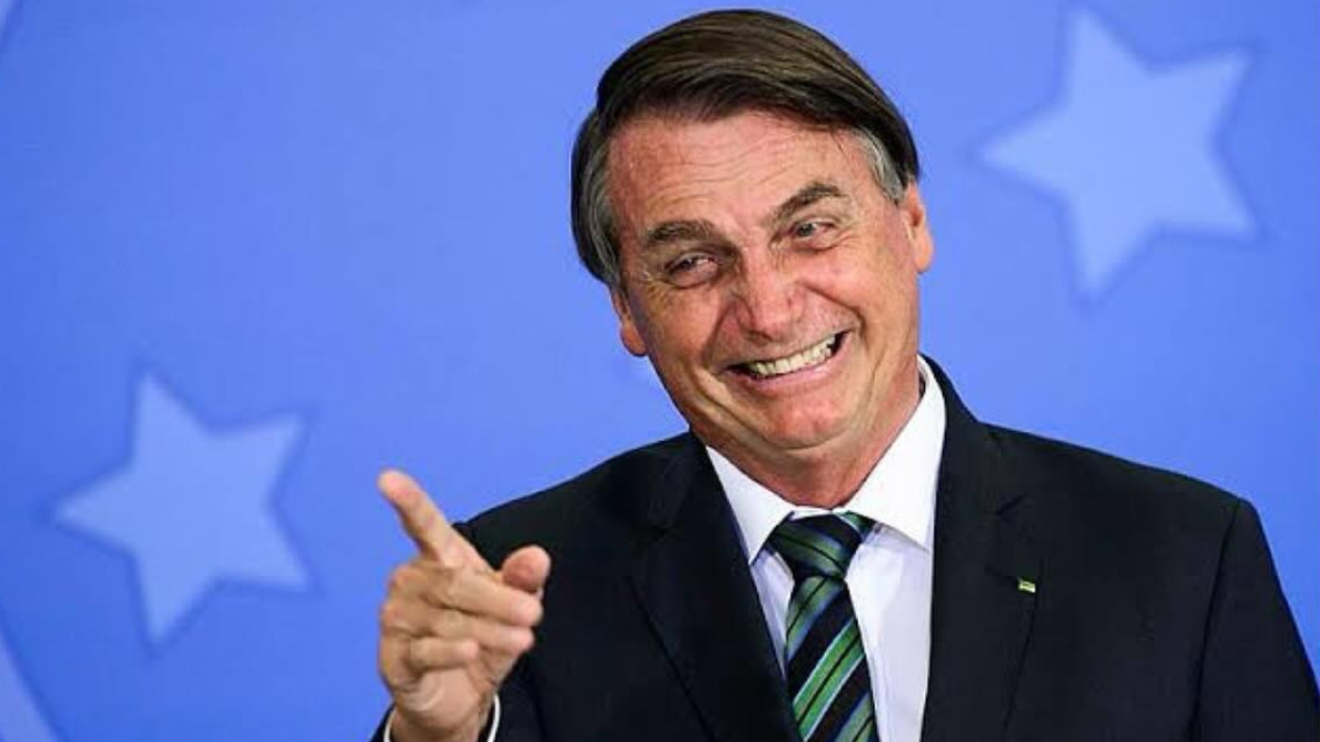 Justiça proíbe encontros políticos com ex-presidente em moradia