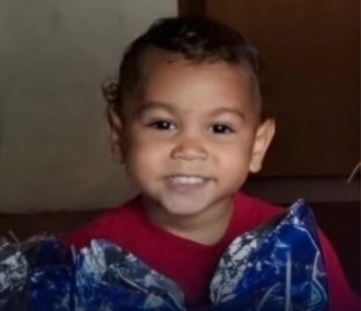 Menino de 3 anos agredido por pai morre no RS