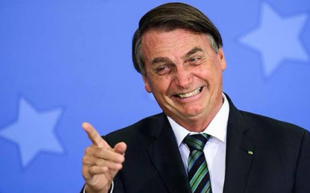 Justiça proíbe encontros políticos com ex-presidente em moradia