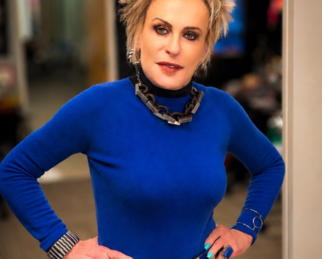 Ana Maria Braga e equipe passam mal no Mais Você