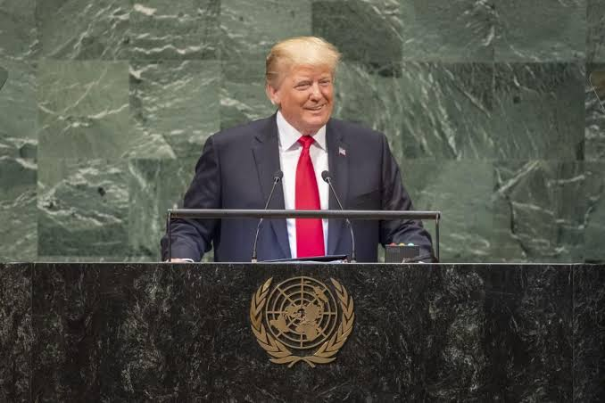 Trump defende IA sem restrições e faz novas ameaças ao Irã na ONU