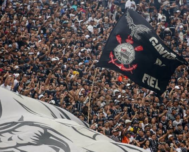 Corinthians busca R$ 150 milhões em vendas para compensar déficit de R$ 246 mi no 1º semestre