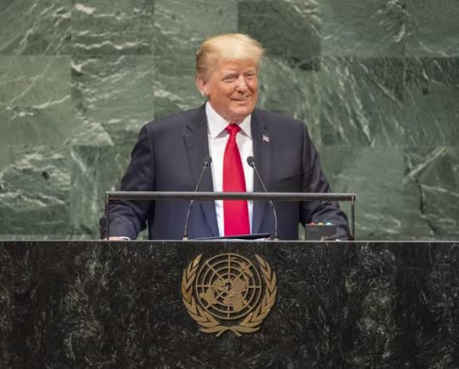 Trump defende IA sem restrições e faz novas ameaças ao Irã na ONU