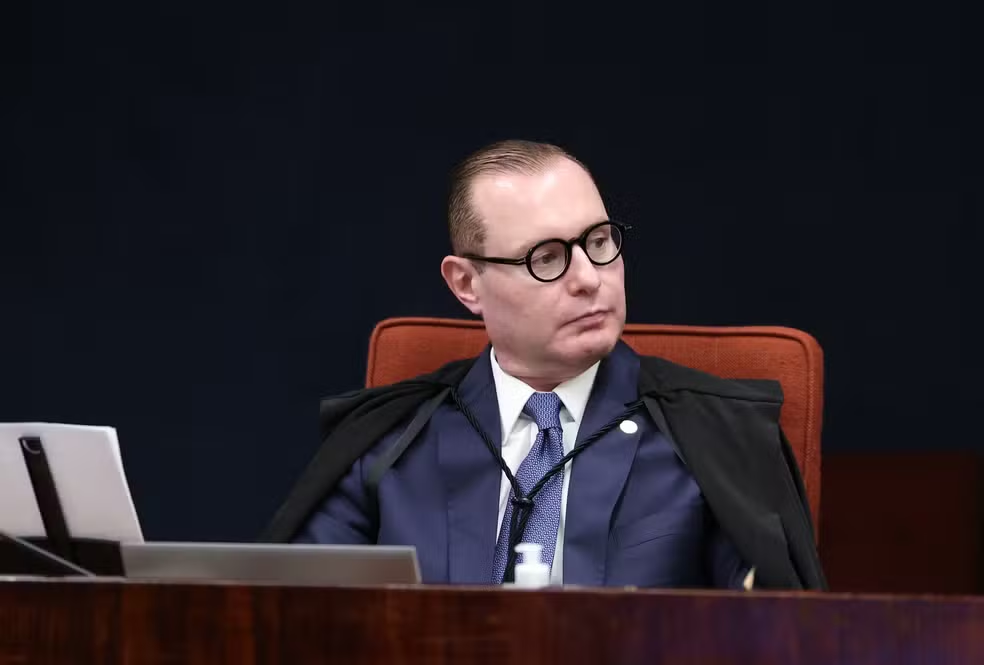Decisão histórica do STF estende votação nacional até 19 horas