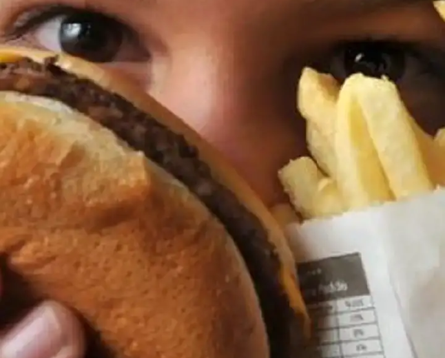 OMS lança guia para combater obesidade infantil
